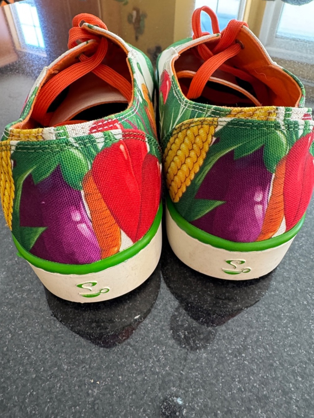 Go green hot chocolate vegetable canvas sneakers - Picture 12 of 16